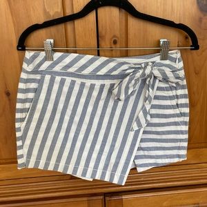 Vineyard Vines Skort